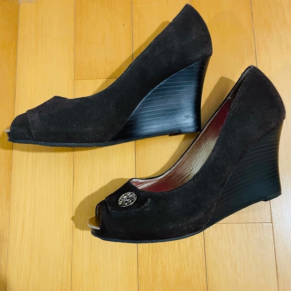 Lilly Pulitzer Dark Brown Peep Toe Suede Wedges - Picture 6 of 6